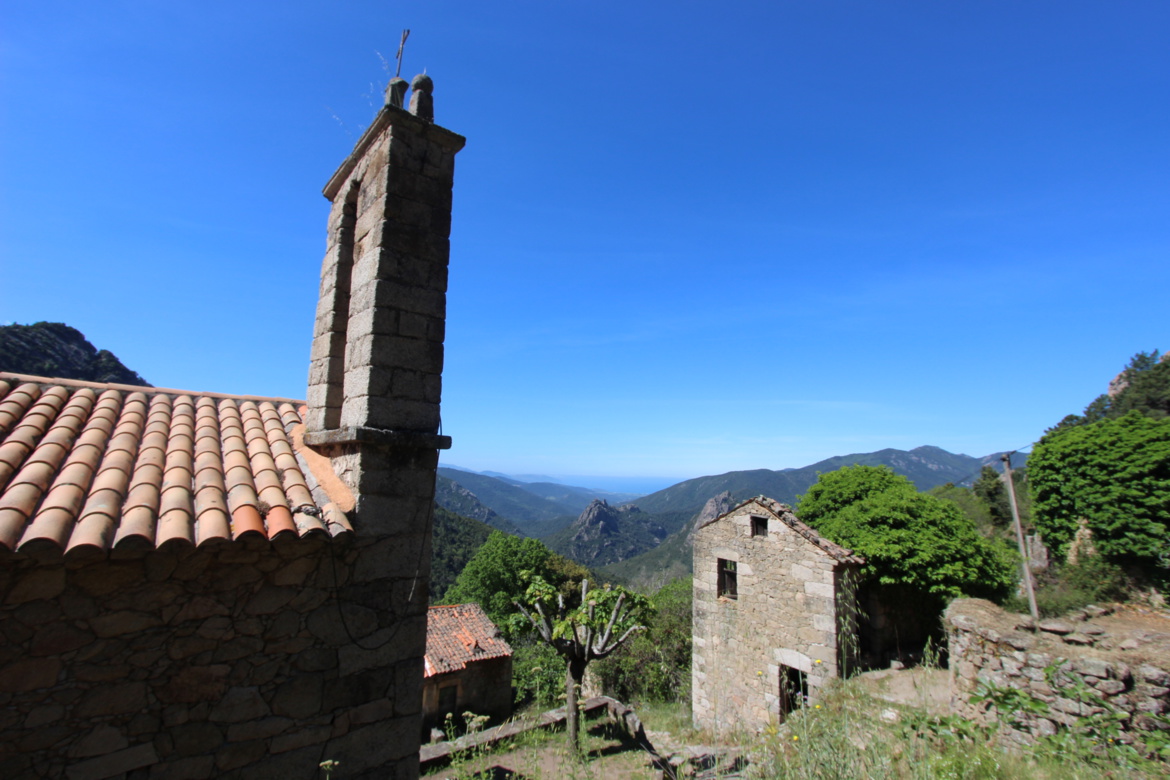 Les villages oubliés Les villages oubliés