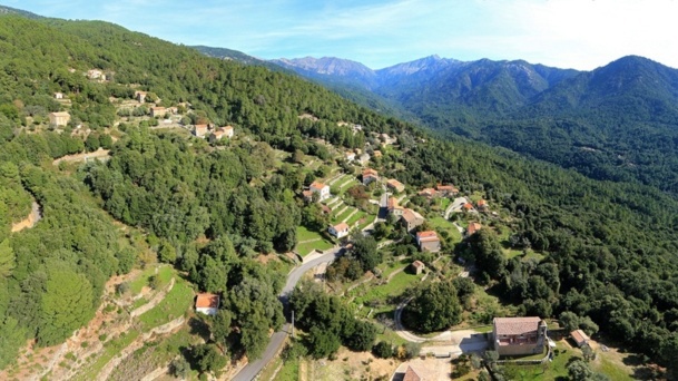 Azzana (Azzana) Azzana (Azzana)