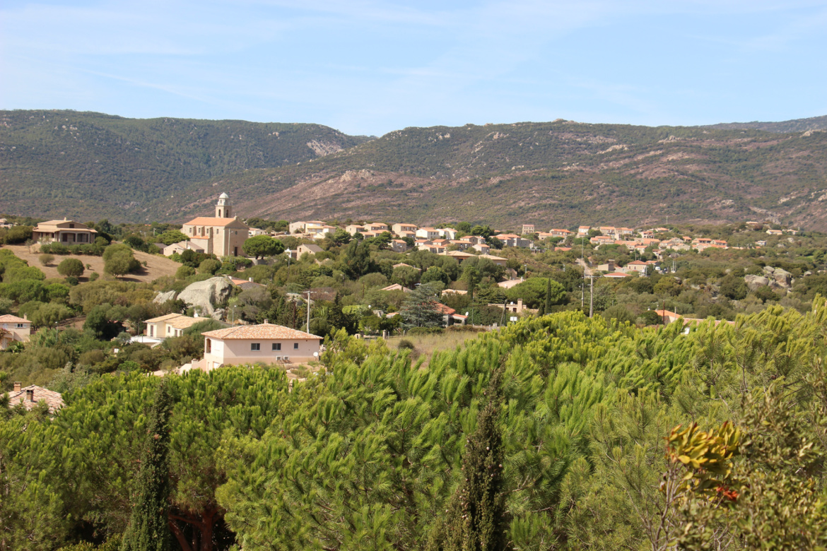 Pianottoli-Caldarello (Pianòttoli è Caldareddu)  Pianottoli-Caldarello (Pianòttoli è Caldareddu)